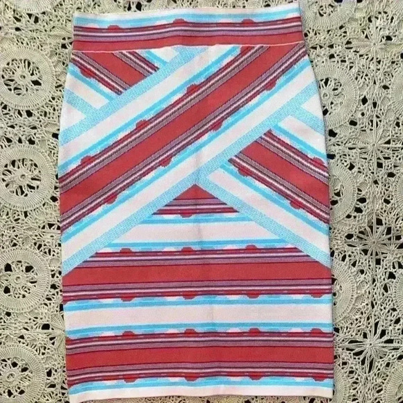 BCBG Max Azaria Pavel fitted bodycon skirt - Picture 5 of 8